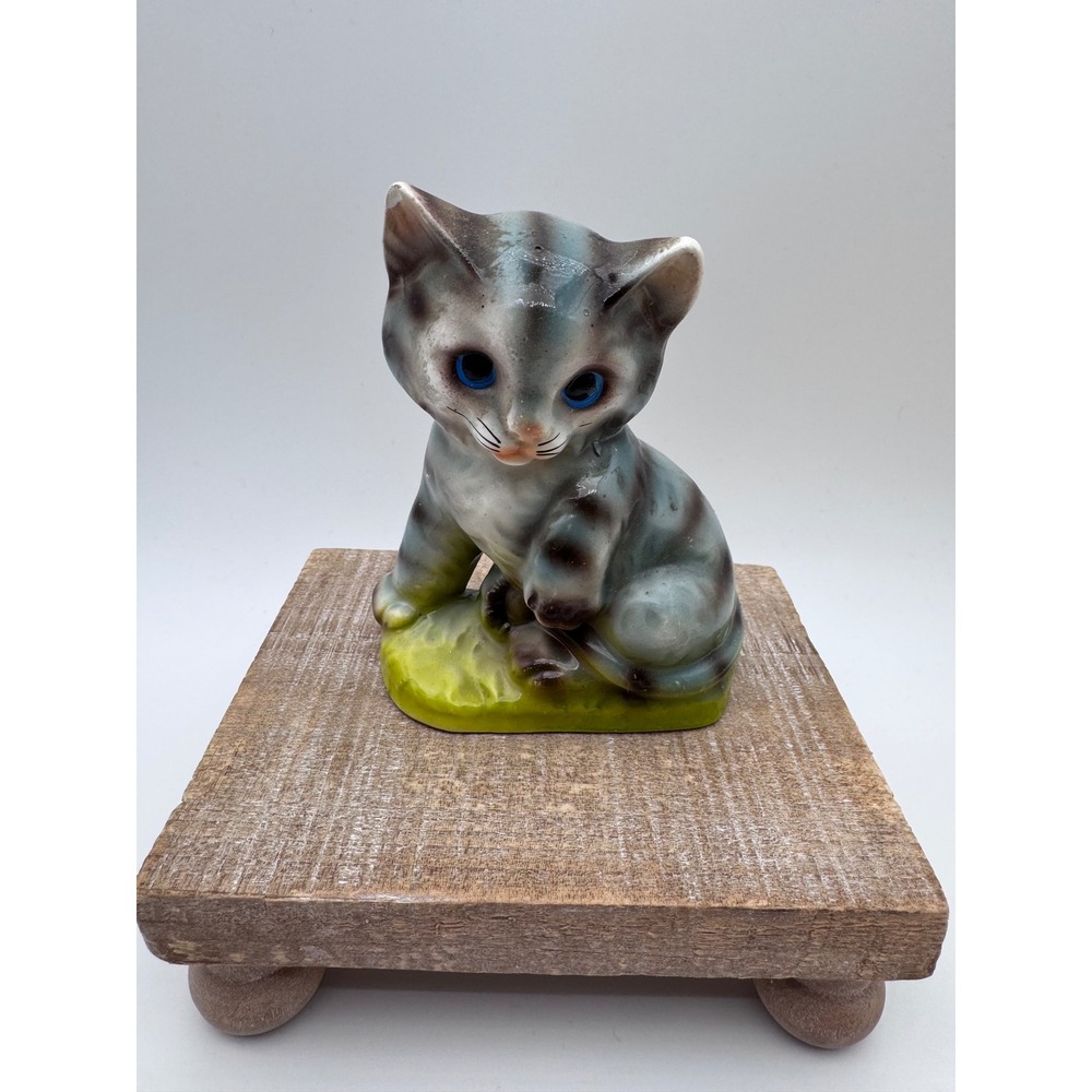 Vintage Enesco Japan Ceramic Blue Grey Tabby Kitten Figurine Blue Eyes MCM